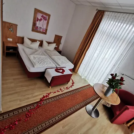 Hotel Ratskeller 3*